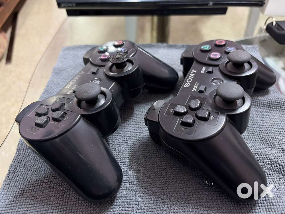 PS3 (250GB) + 2 Controllers + 32 Premium Games – Great Condition!
