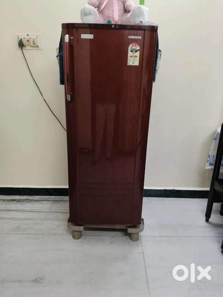 Samsung fridge 230lts
