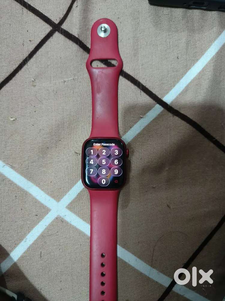 Apple watch series 7 gps + cellular 41 mm red colour