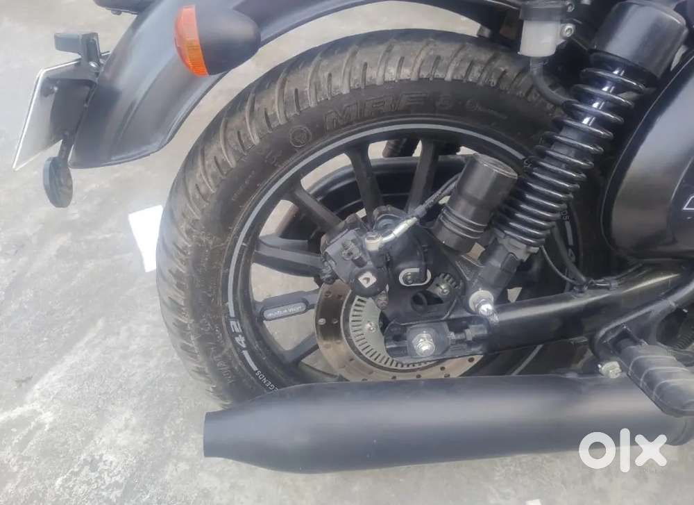 Jawa 42 showroom condition,one handed,new