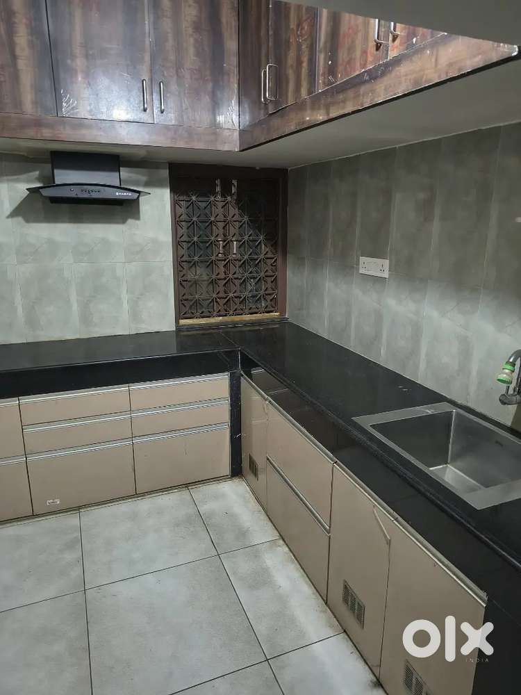 Brand new 2bhk apartment for family or working bachelor.