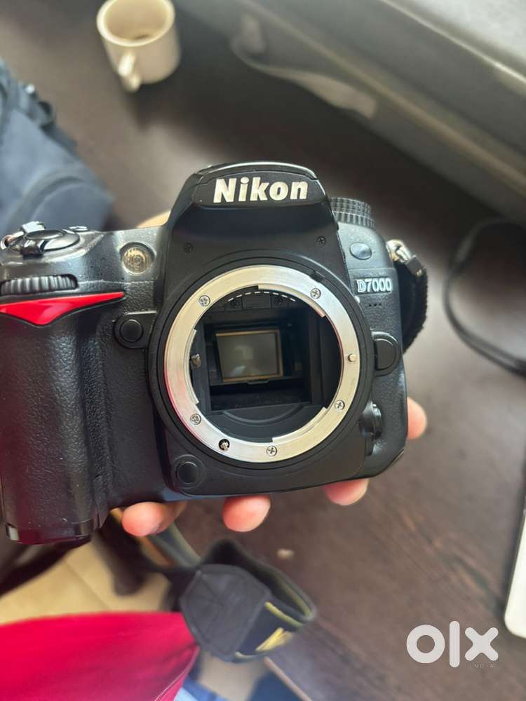 Nikon D7000 DSLR Camera for sale