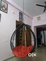 Swing with pillow