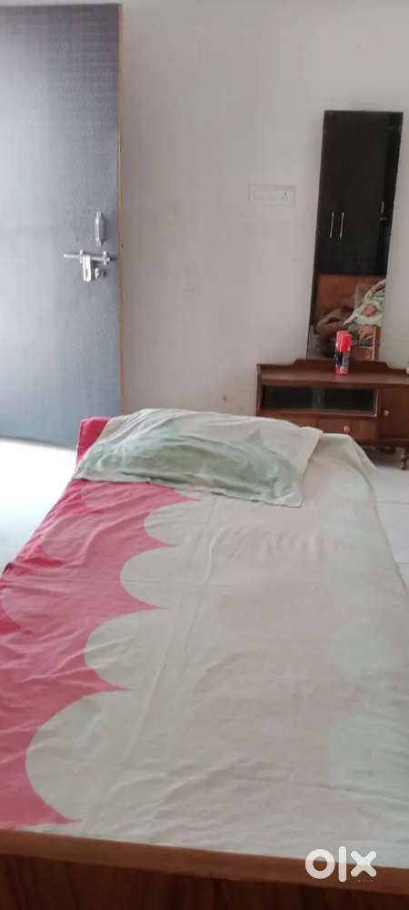 One room with bathroom with all fittings. Kitchen not availabe