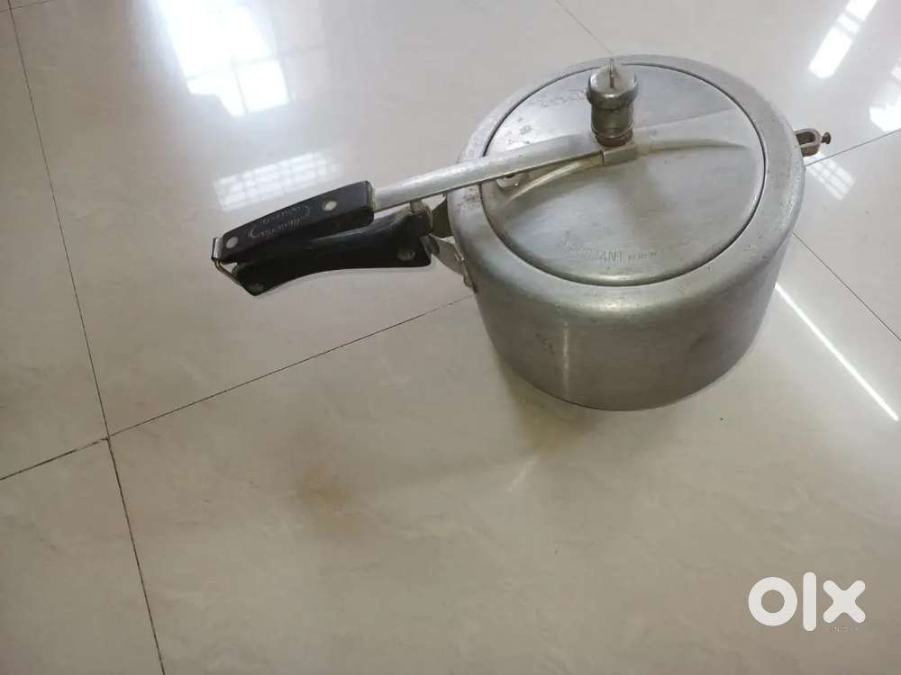 Used steel utensils - steel k bartan