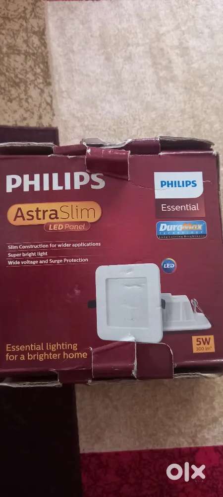 PHILIPS  5W ASTRA SLIM LED PANEL WHITE LIGHT  ALL NEW I HAVE 12