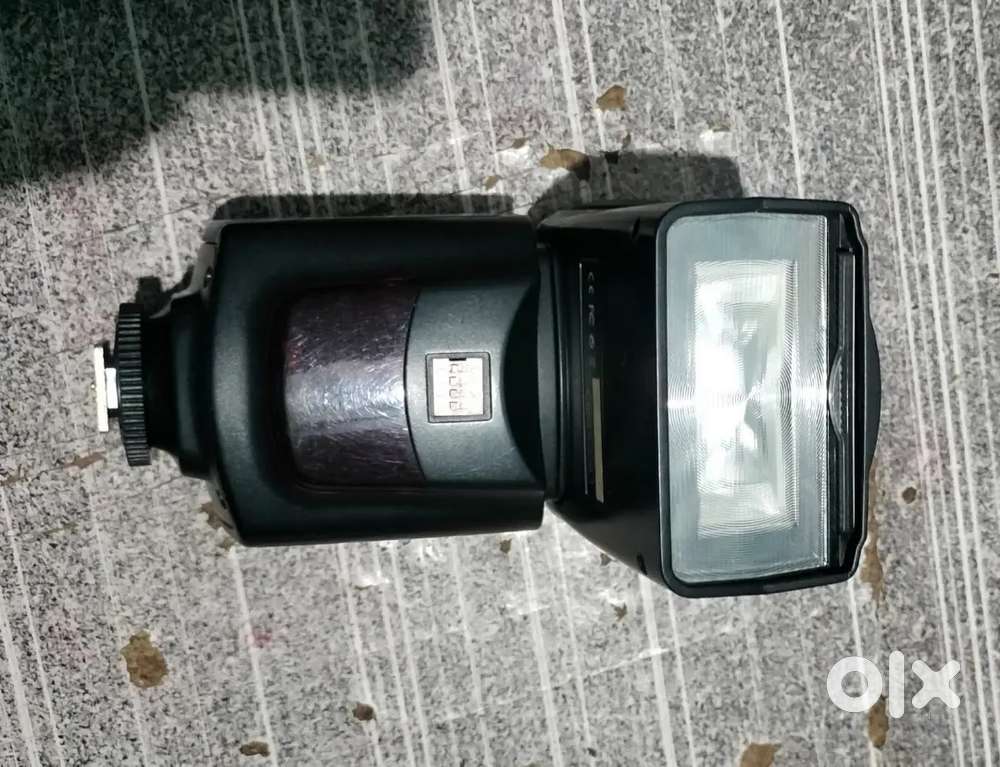 Canon 1200D