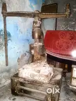 Hand operated fly press cutter