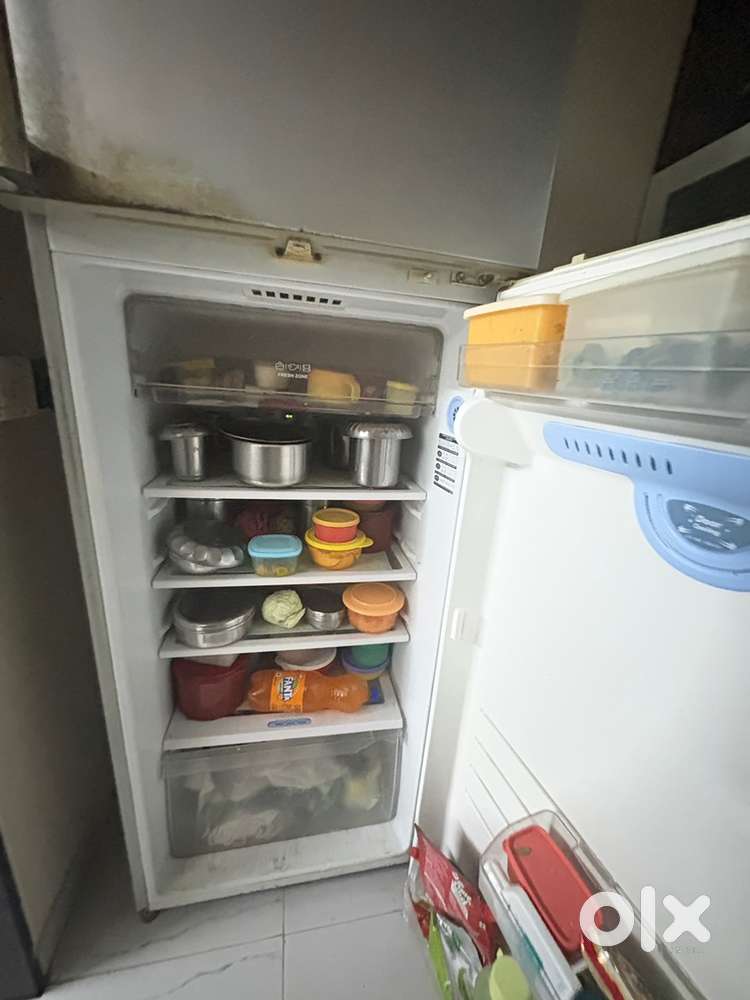 LG fridge 4 star