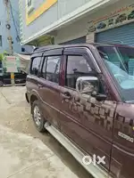 Mahindra Scorpio 2005