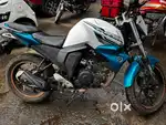 Yamaha FZ S V 2 WHITE