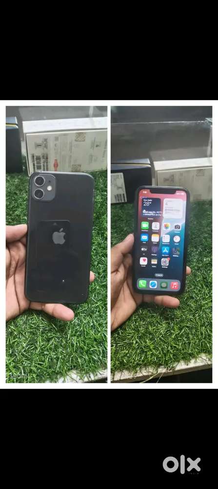 Barnd new condition i phone 11 128 82% betry