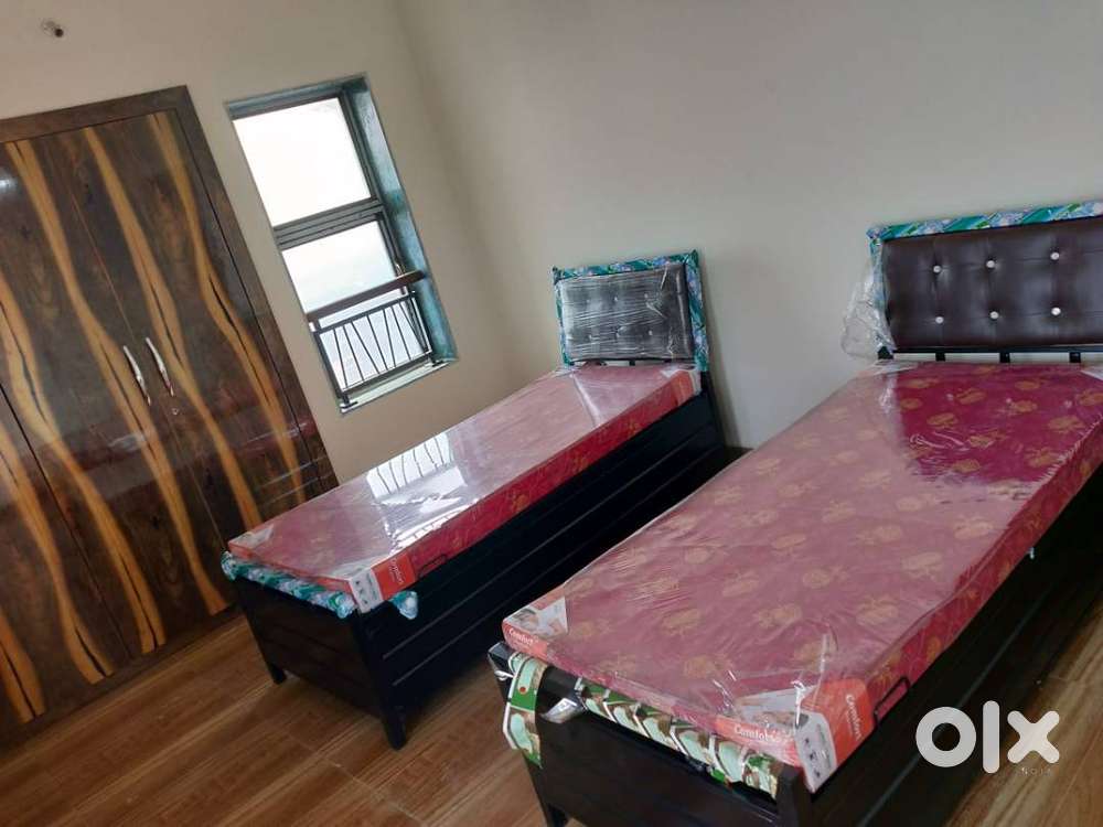 Spacious PG with All Amenities For Boys