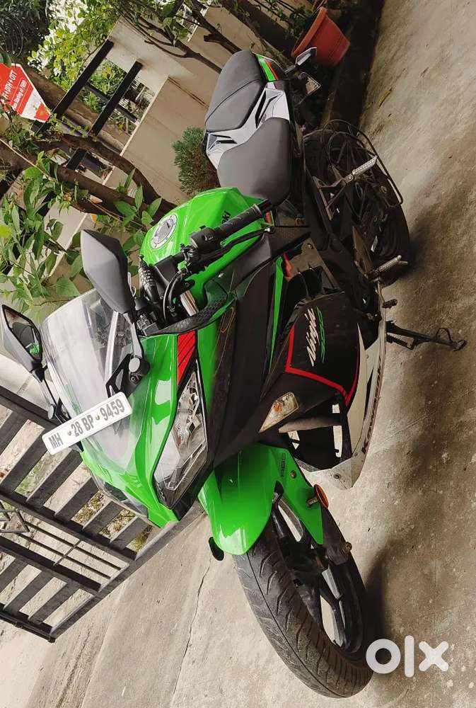 Kawasaki Ninja 300