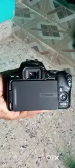 CANON 200D MARK II