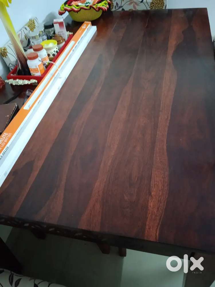 Dining Table without chairs