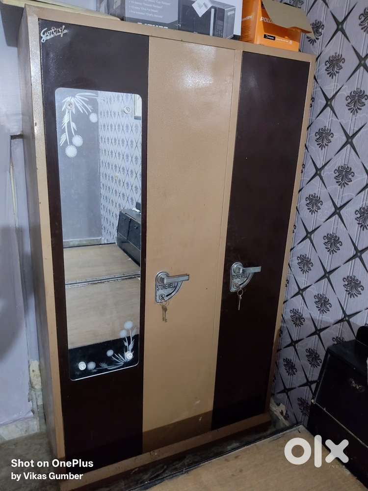 Godrej Steel Almirah in Excellent Condition