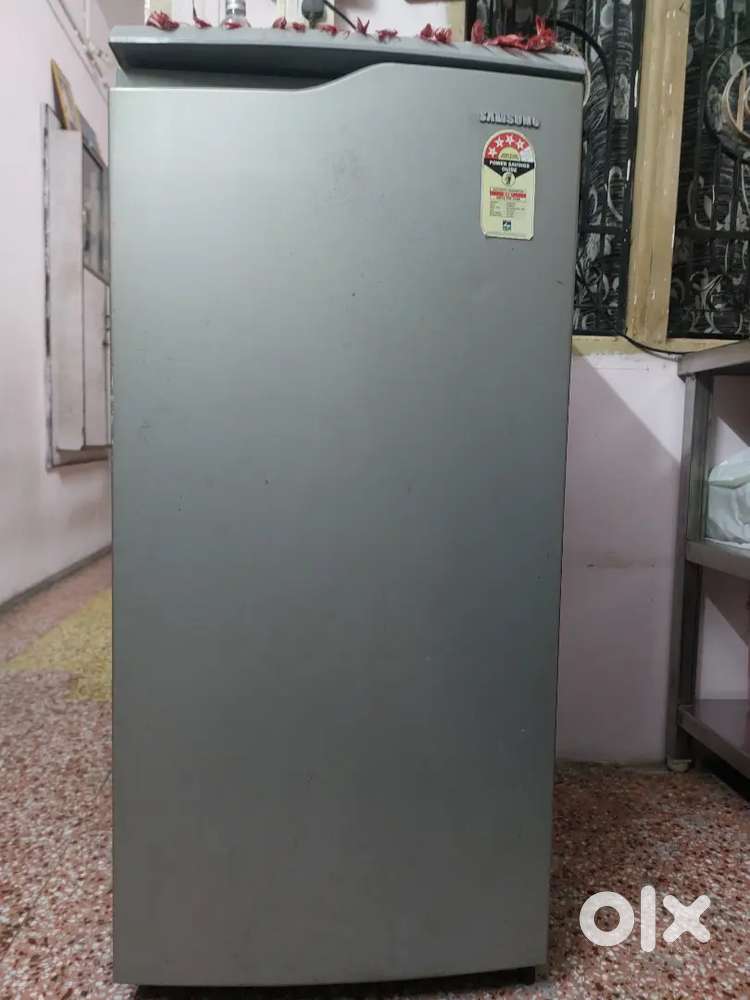 Single door refrigerator