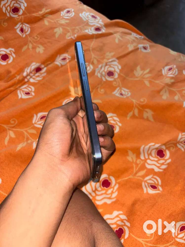 Vivo y364g phone