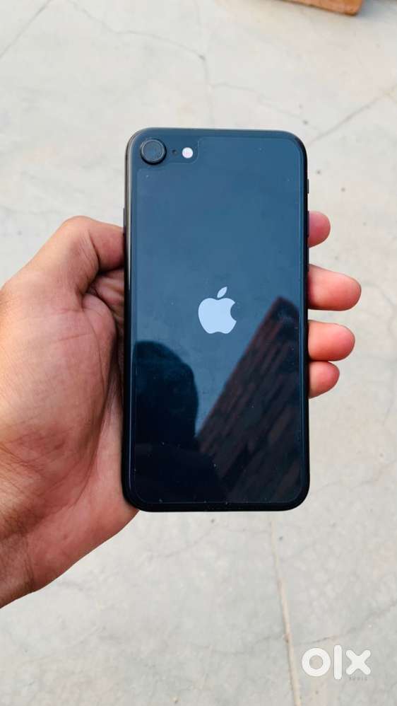 Iphone se 2020 like new condition