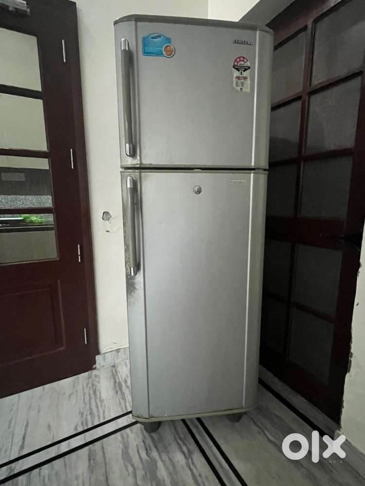 Samsung refrigerator for sale