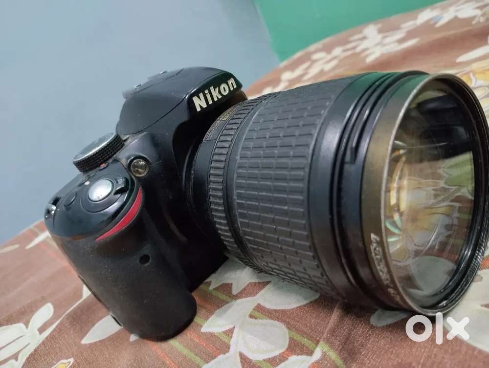 NIKON DSLR CAMERA