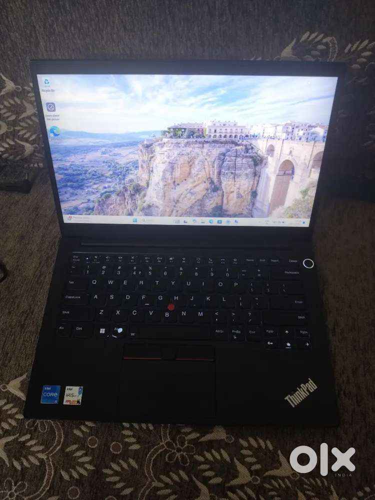 Lenovo ThinkPad E14
i5, 12gen