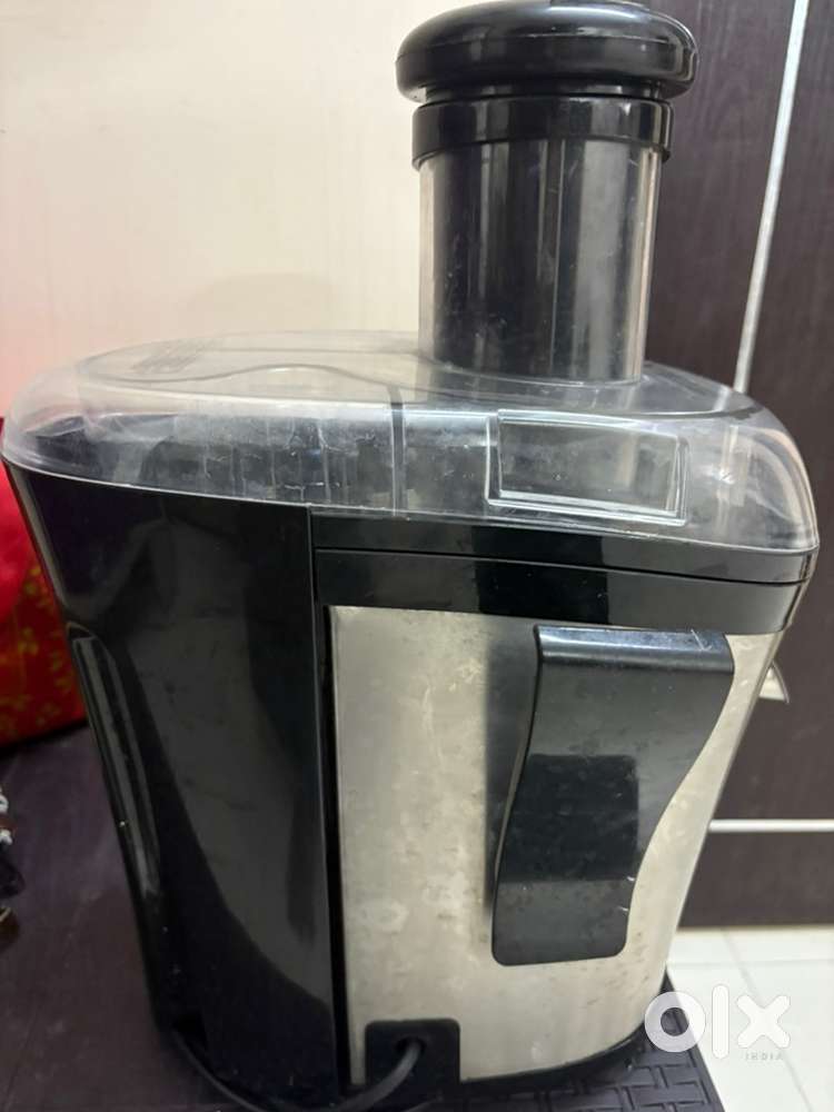 Juicer machine for home