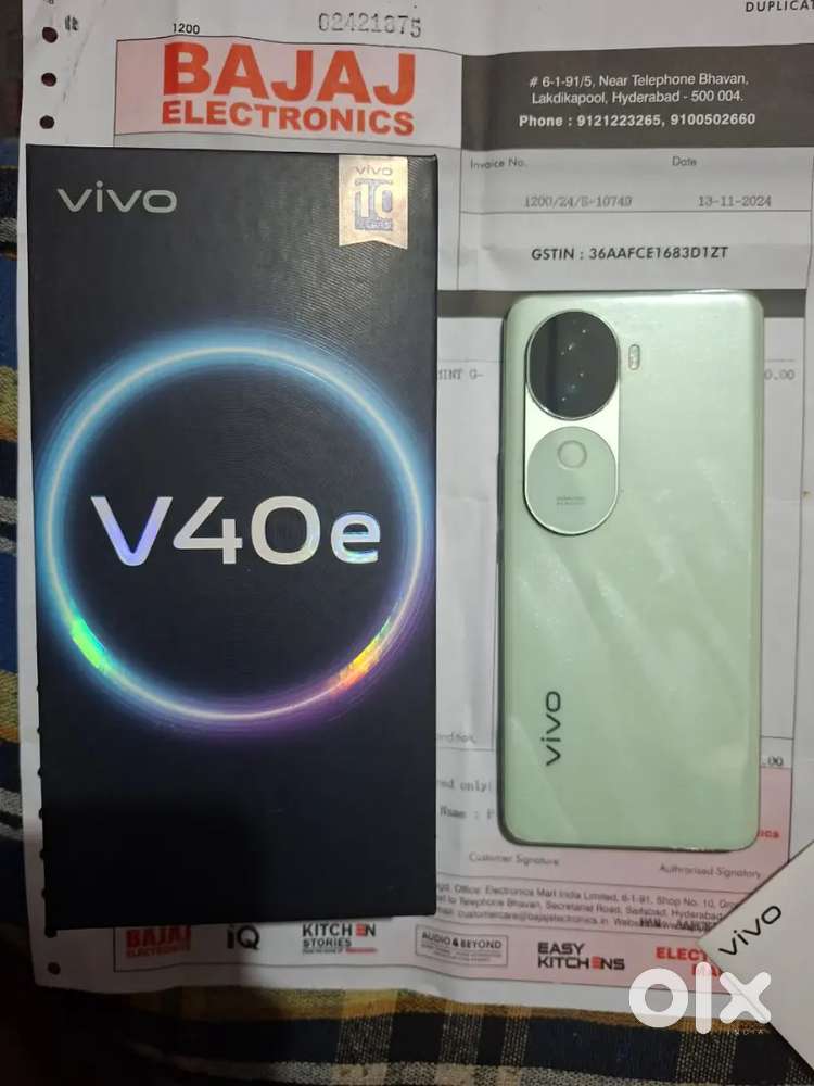 Vivo V40e 5G (8GB RAM + 256GB) Mint Green – Excellent Condition