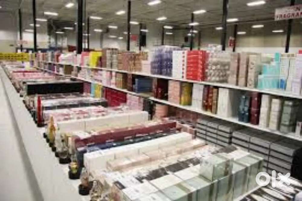 Wanted male/female warehouse packers 8.30 am to 5