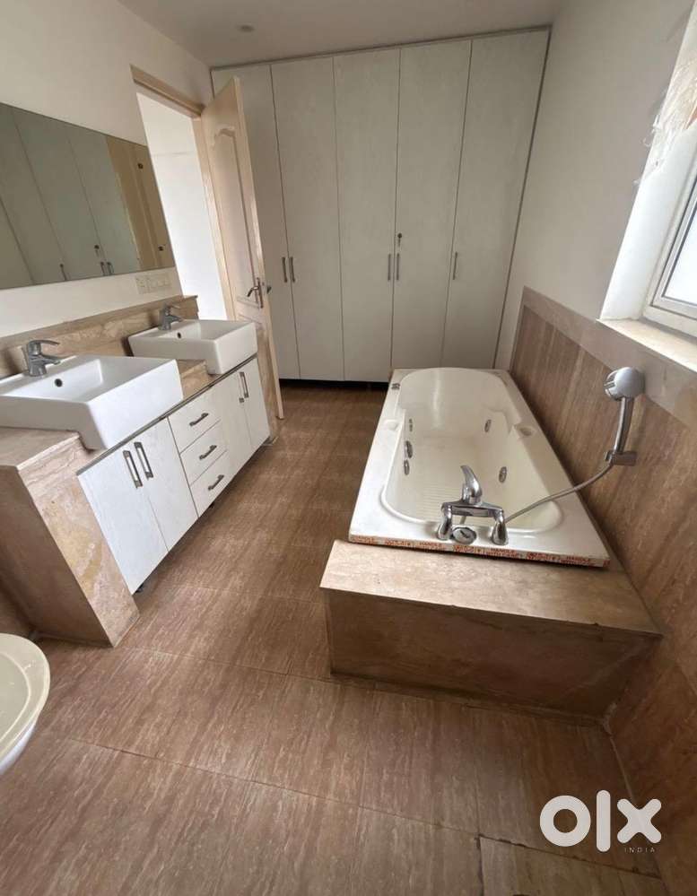 Selling Grohe Jaccuzzi - Hardly used