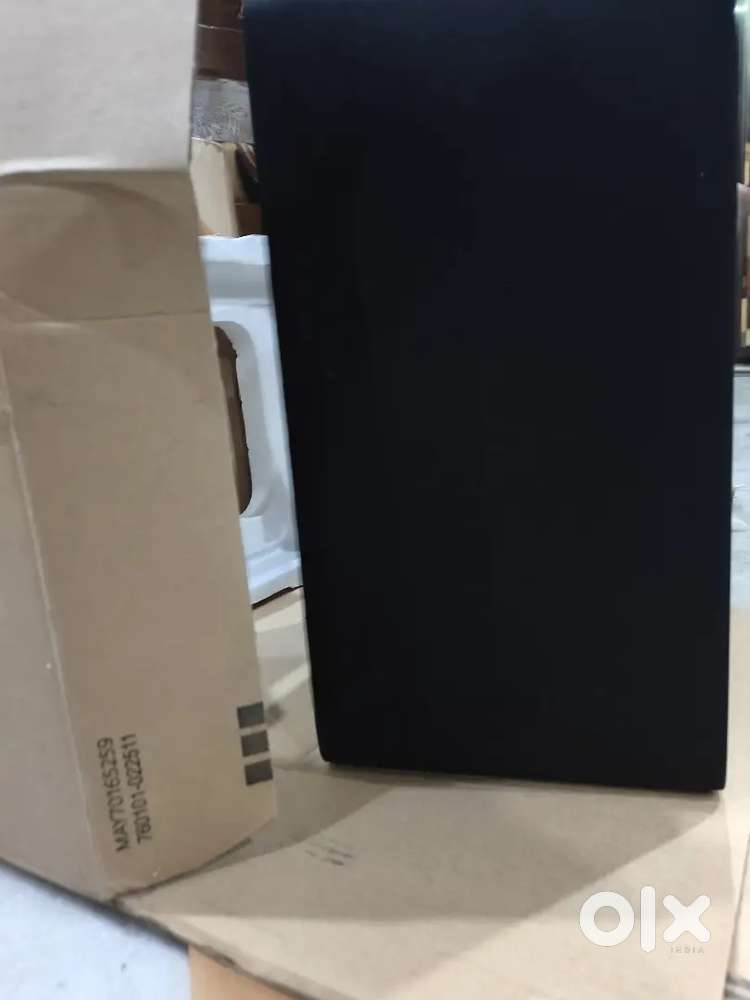LG SQ65TR for sell brand new only used for 1 day