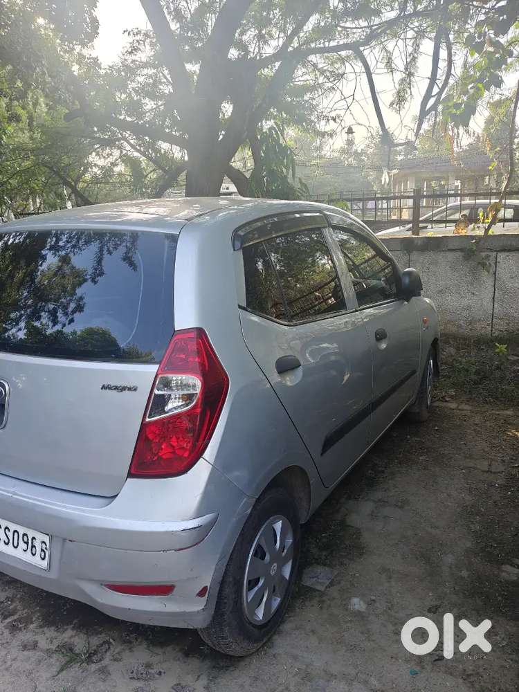 I m selling my brand new i10.