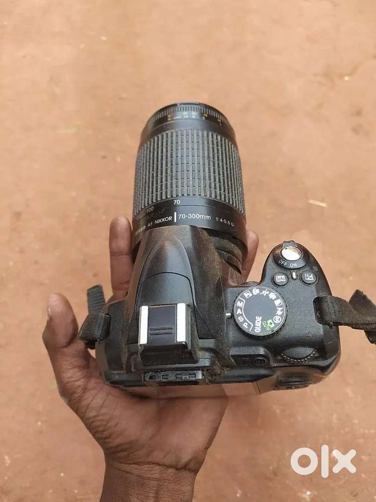 Nikon cemra  argent sell