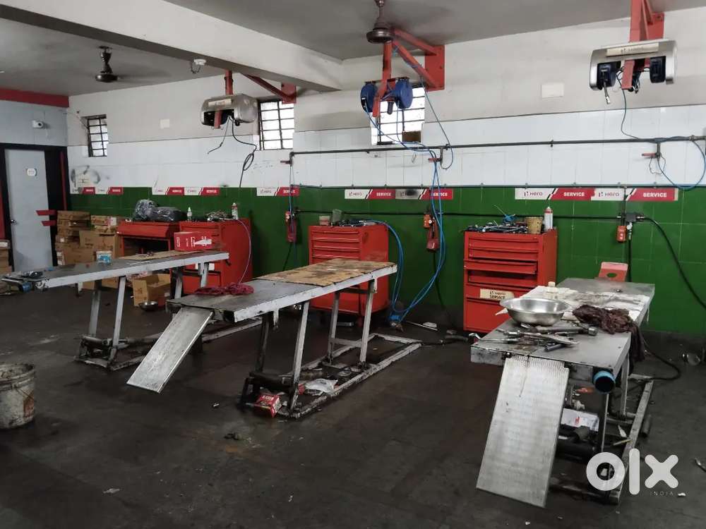 Ramp and Air Compressor Machine