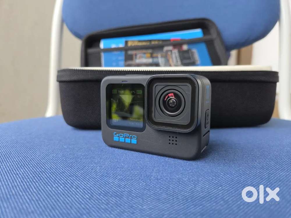 GoPro HERO 11 BLACK action camera