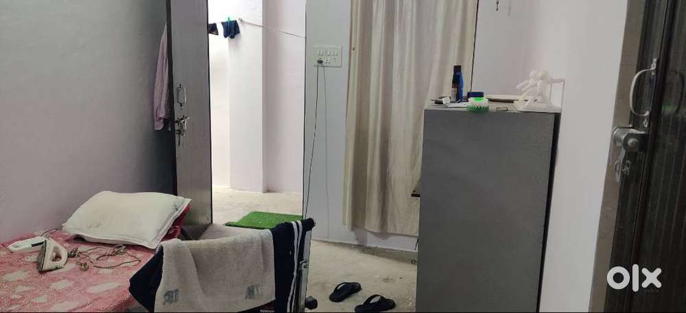 1 furniture room with attached washroom near Lucknow University