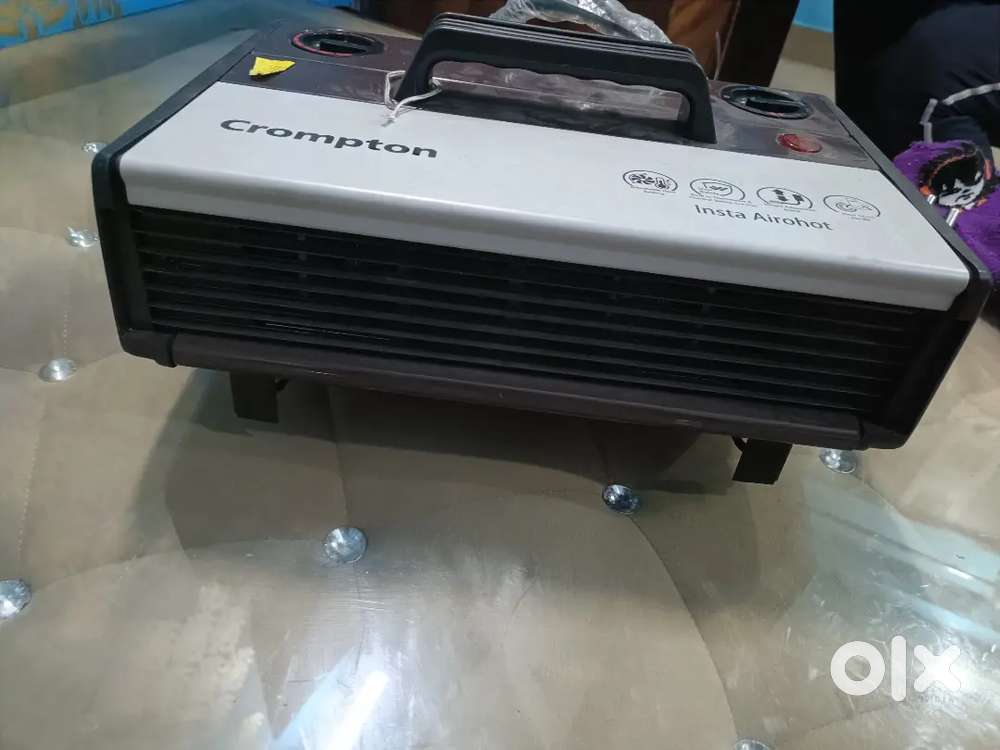 Crompton insta airohit