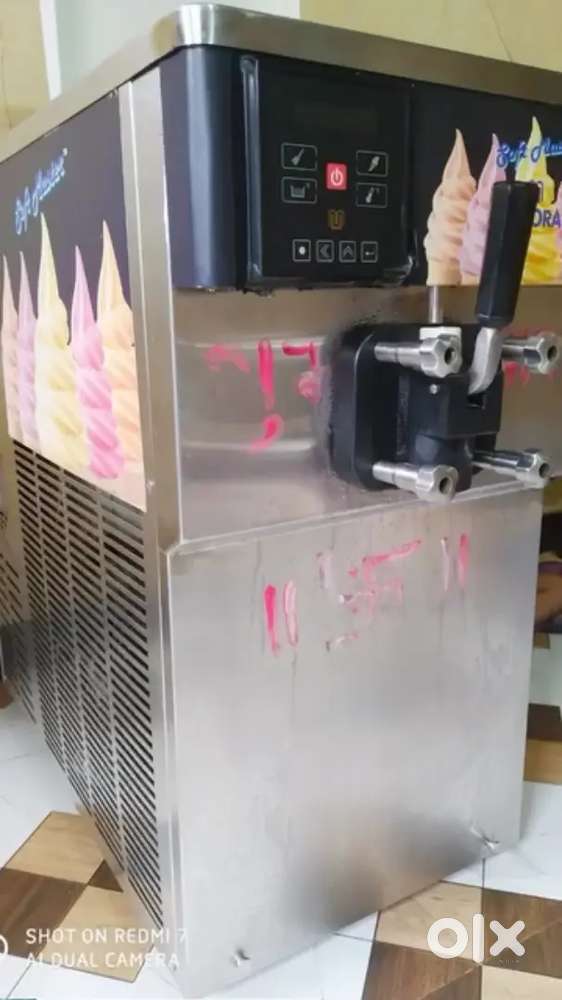 Softy ice cream machine