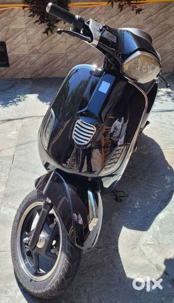 Electric scooter