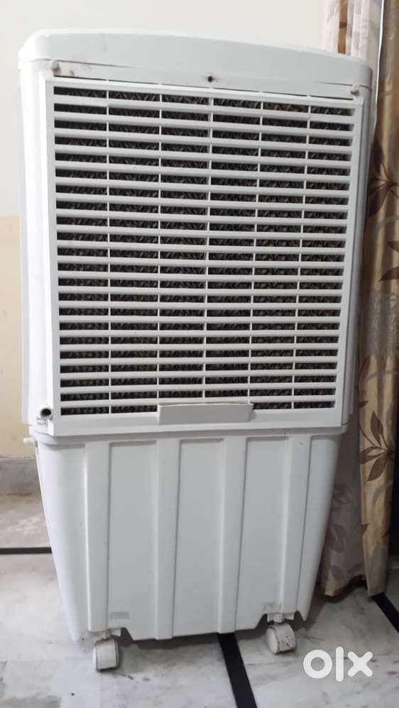 100Litre Usha striker cooler