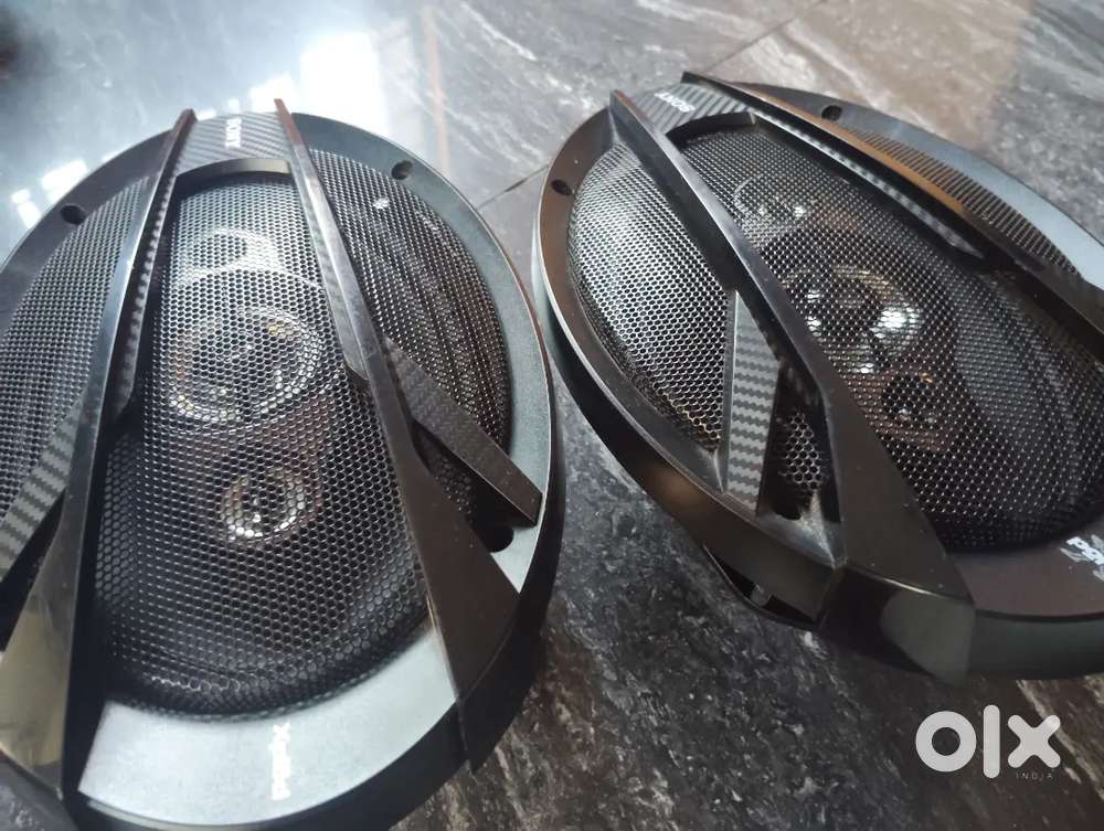 SONY FOUR WAY CAR SPEAKERS