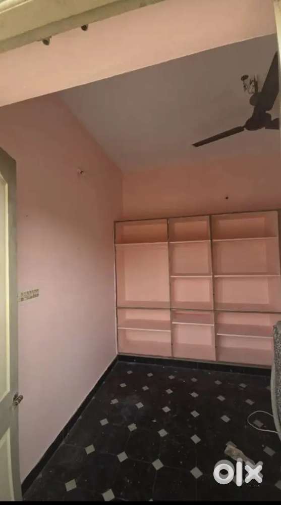 Single room for rent