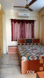 Bhawanipur Near Lansdowne Market 2Bhk Semi Furnished Flat Rent 25K.