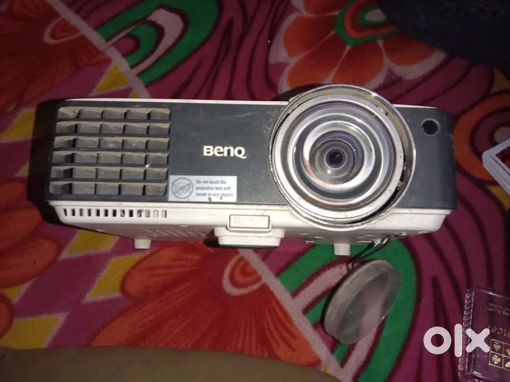 Projector for sale price is 25000
