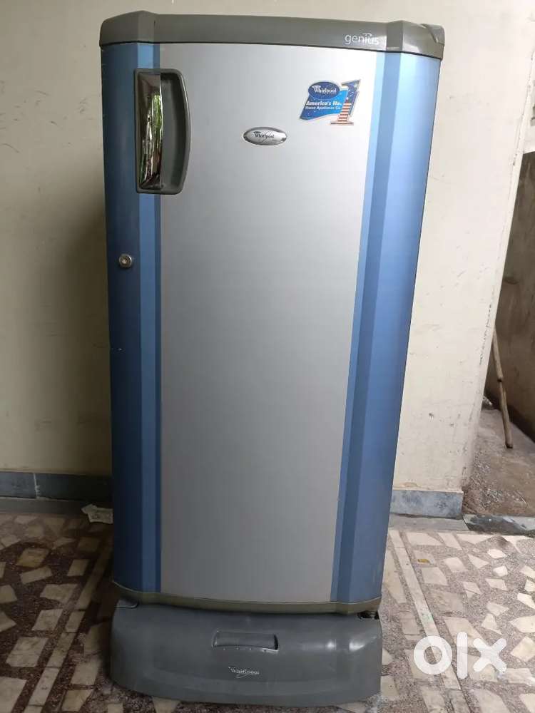 Whirlpool single Door refrigerator