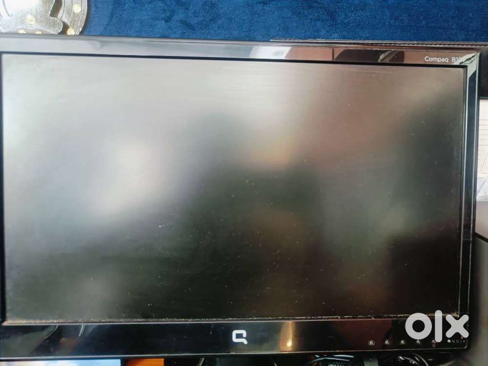 Desktop monitor