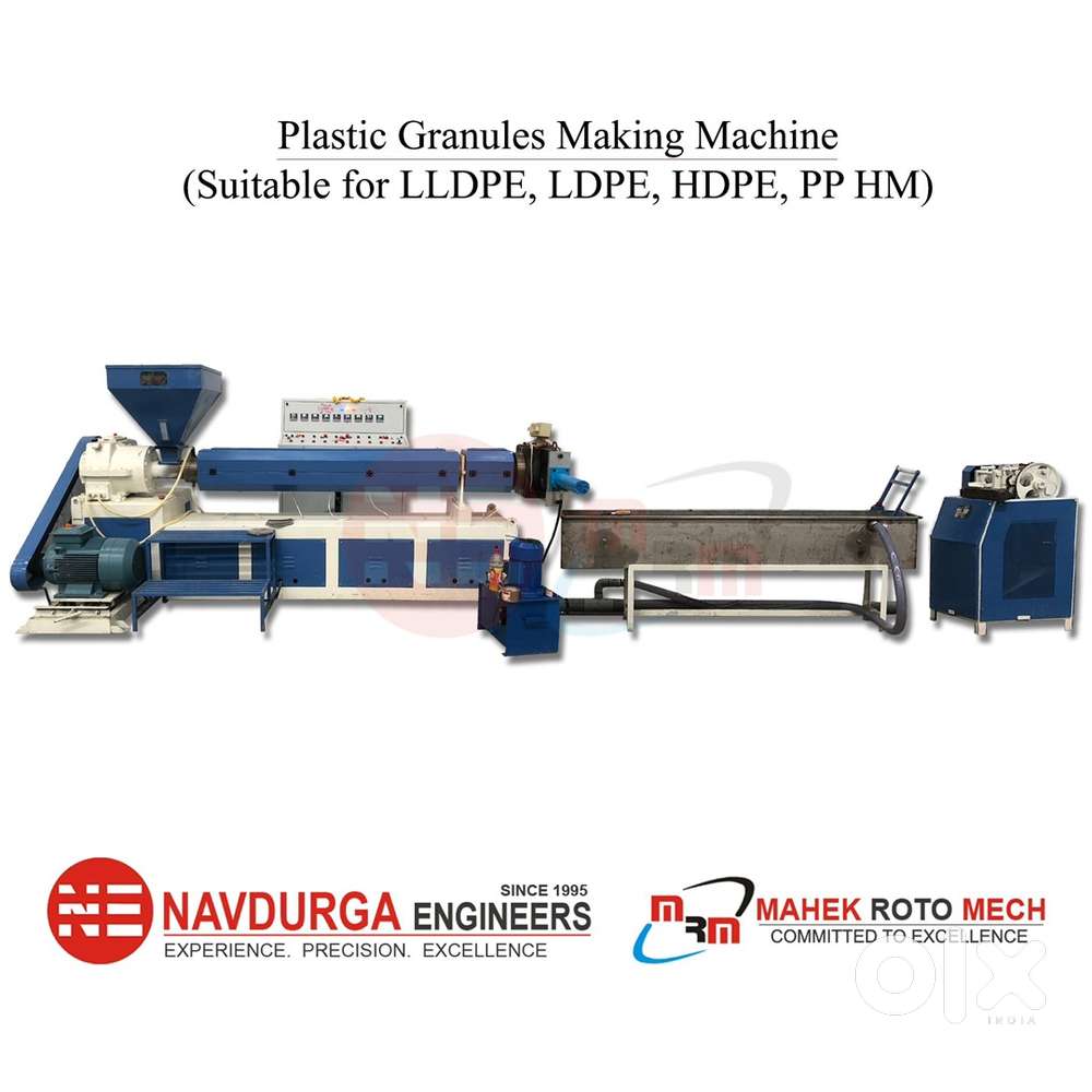 Operater for plastic dana machine