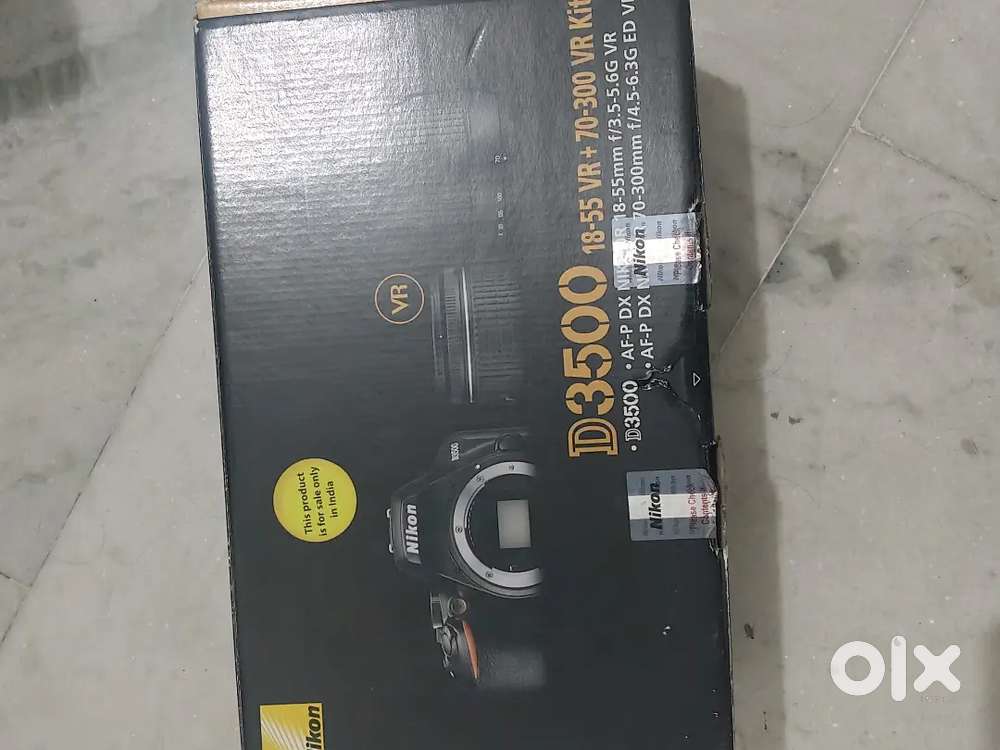 Nikon D3500 Camera With 3 lens ( 70 -300 , 35 mm 1.8 , 18-55 )