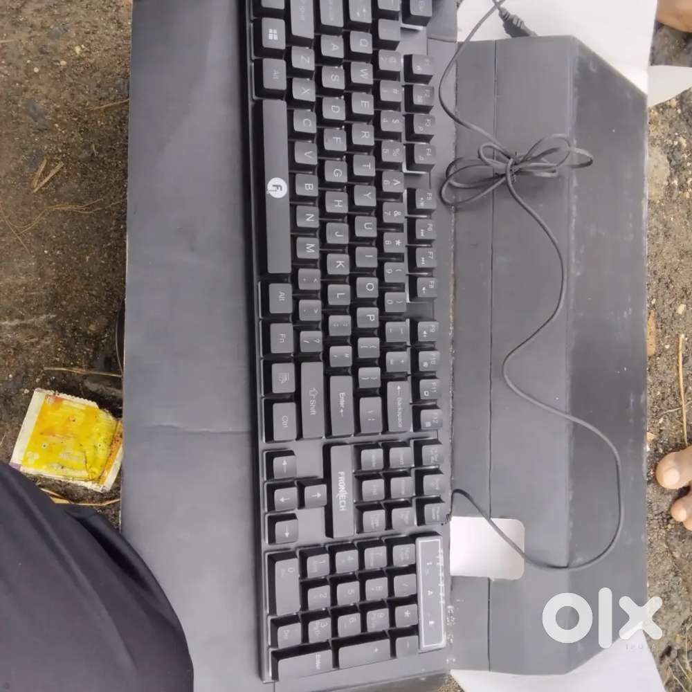 Key board, mouse and Headset